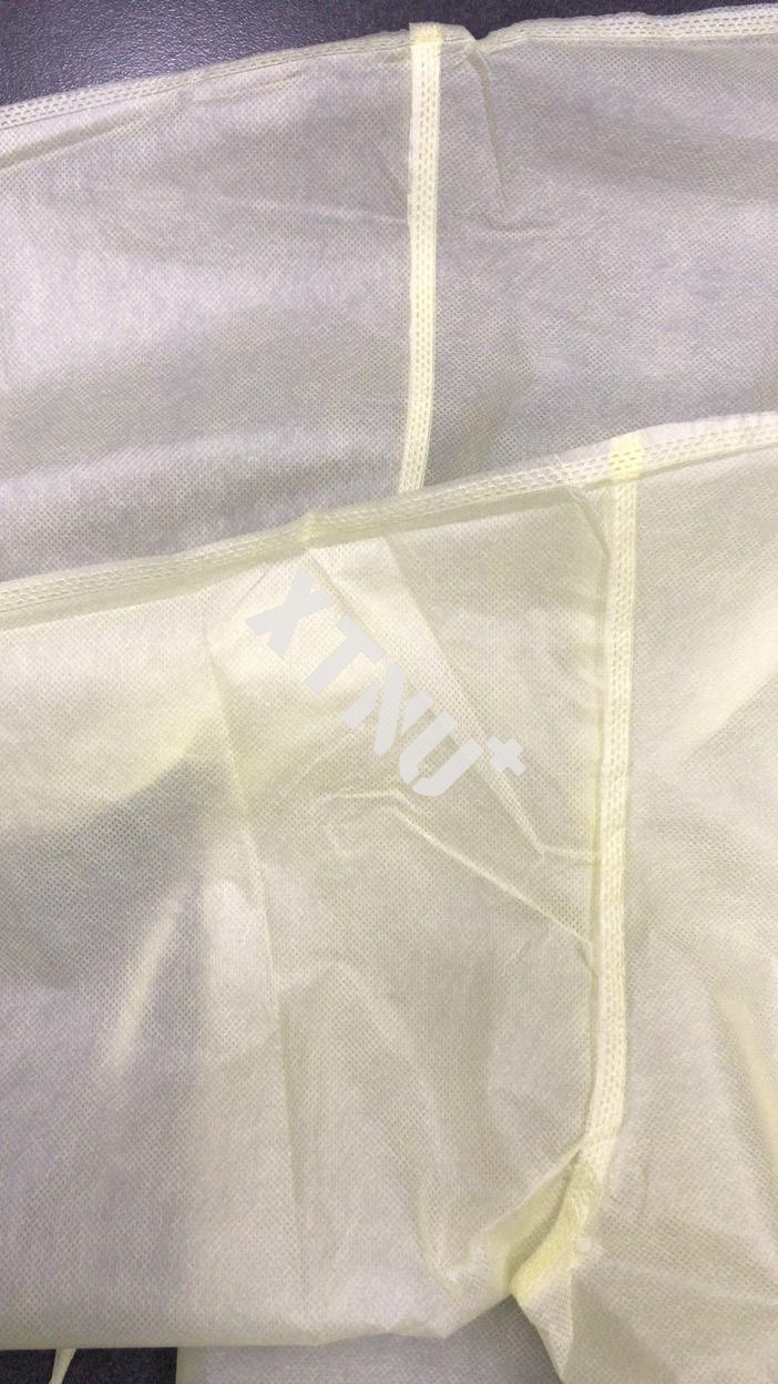 Wholesale price non-sterile disposable surgical gown AAMI level 2 disposable medical isolation gown